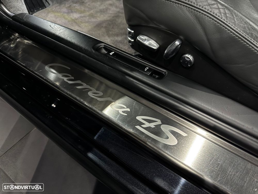 Porsche 911 (997) Carrera 4 S Cabriolet Tiptronic - 17