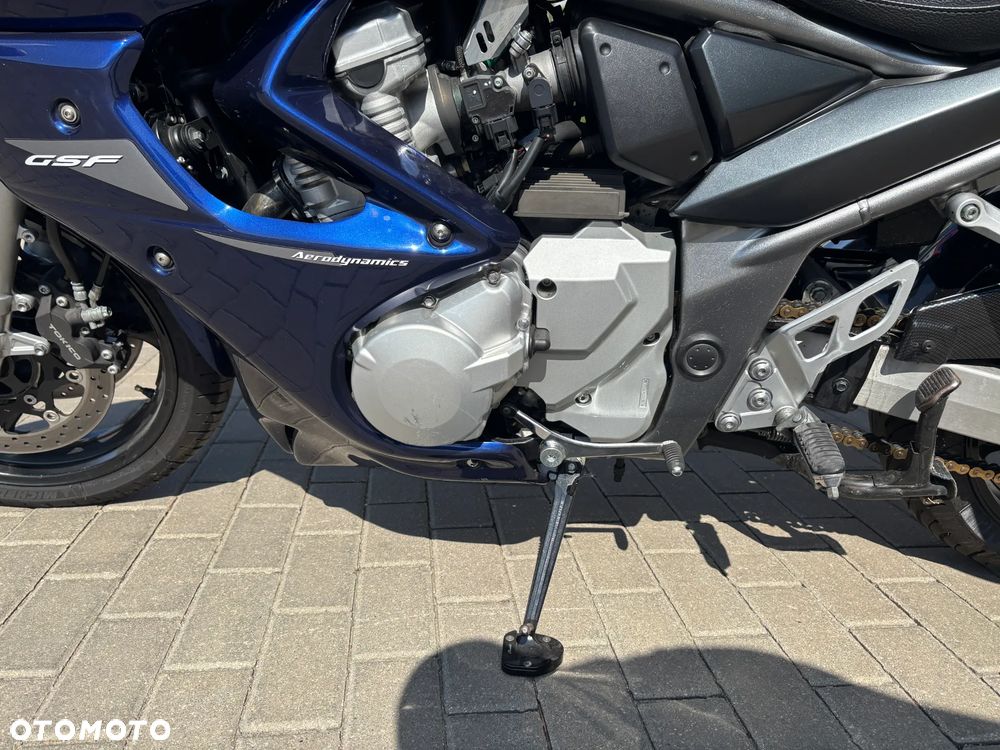 Suzuki Bandit - 23
