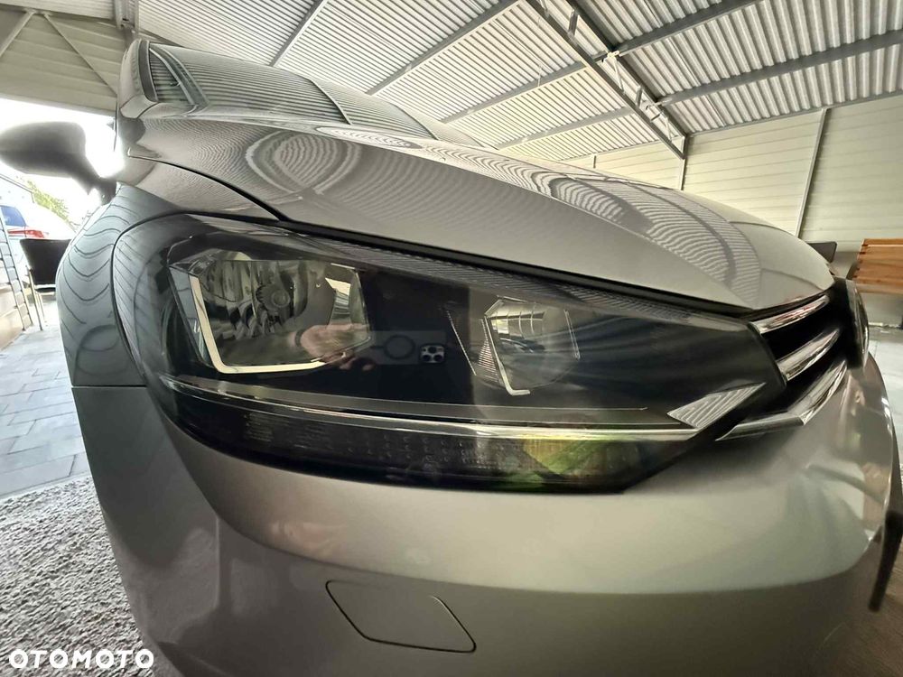 Volkswagen Touran - 7