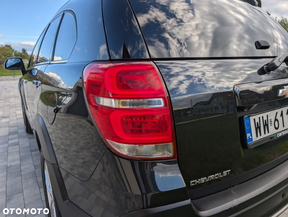 Chevrolet Captiva 2.2 d LTZ - 19