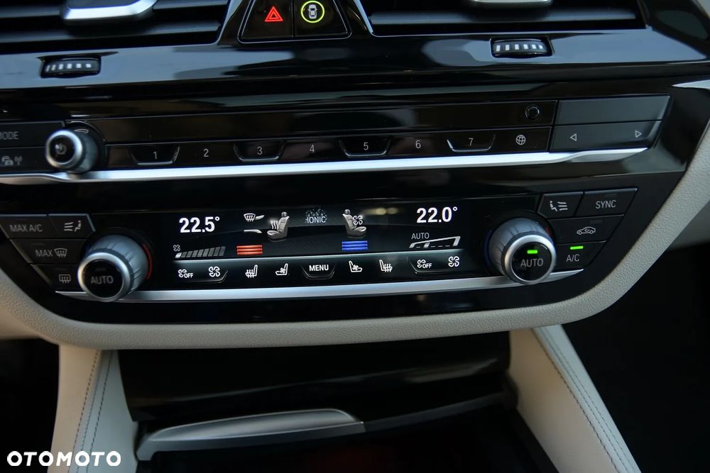 BMW 6GT 640i Sport Line sport - 33