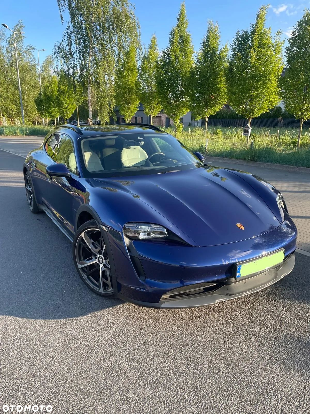 Porsche Taycan Sport Turismo - 1