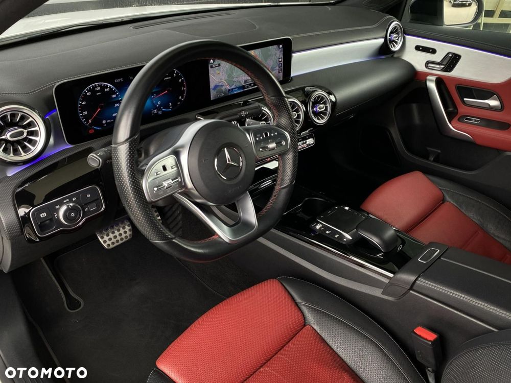 Mercedes-Benz Klasa A 200 AMG Line 7G-DCT - 11