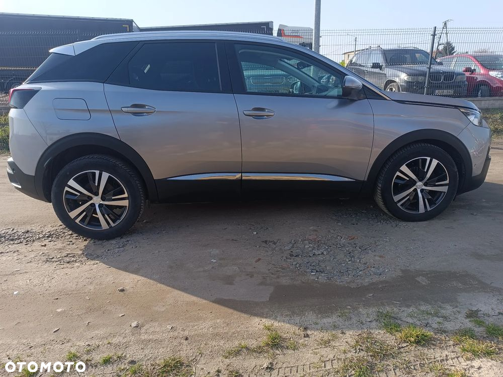 Peugeot 3008 - 24
