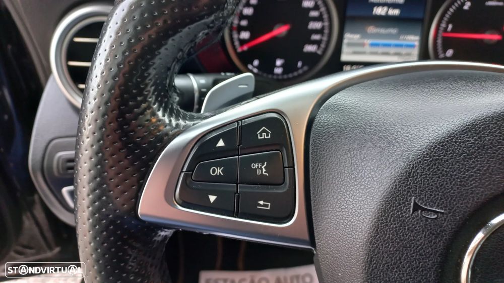 Mercedes-Benz C 220 d Coupe 9G-TRONIC AMG Line - 14