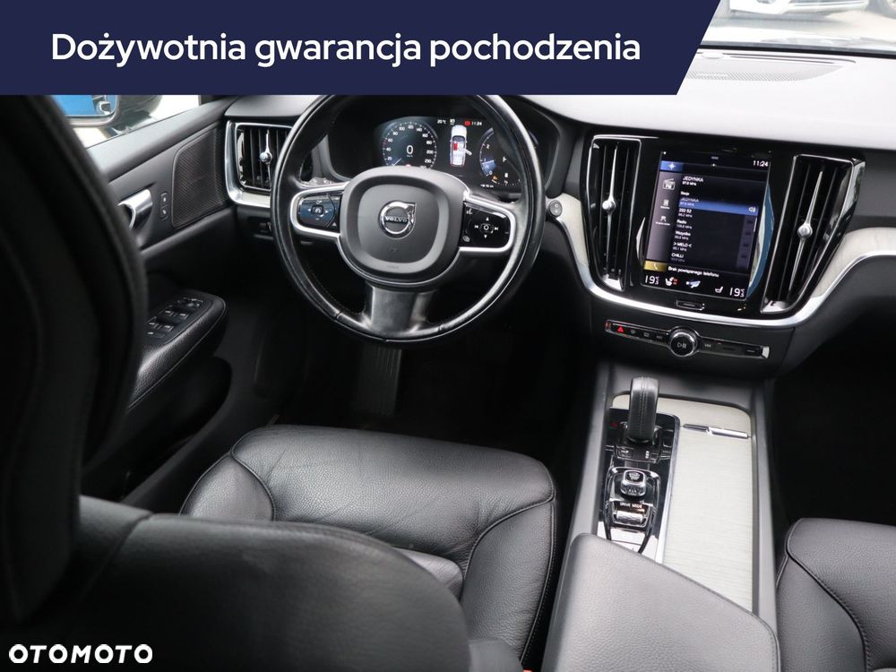 Volvo V60 Cross Country - 9
