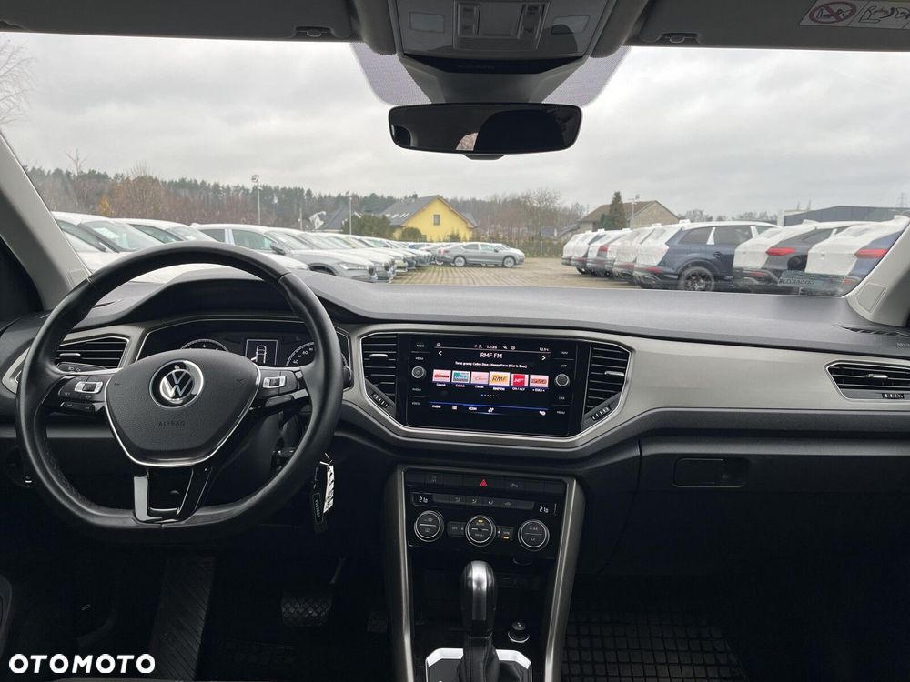 Volkswagen T-Roc - 10