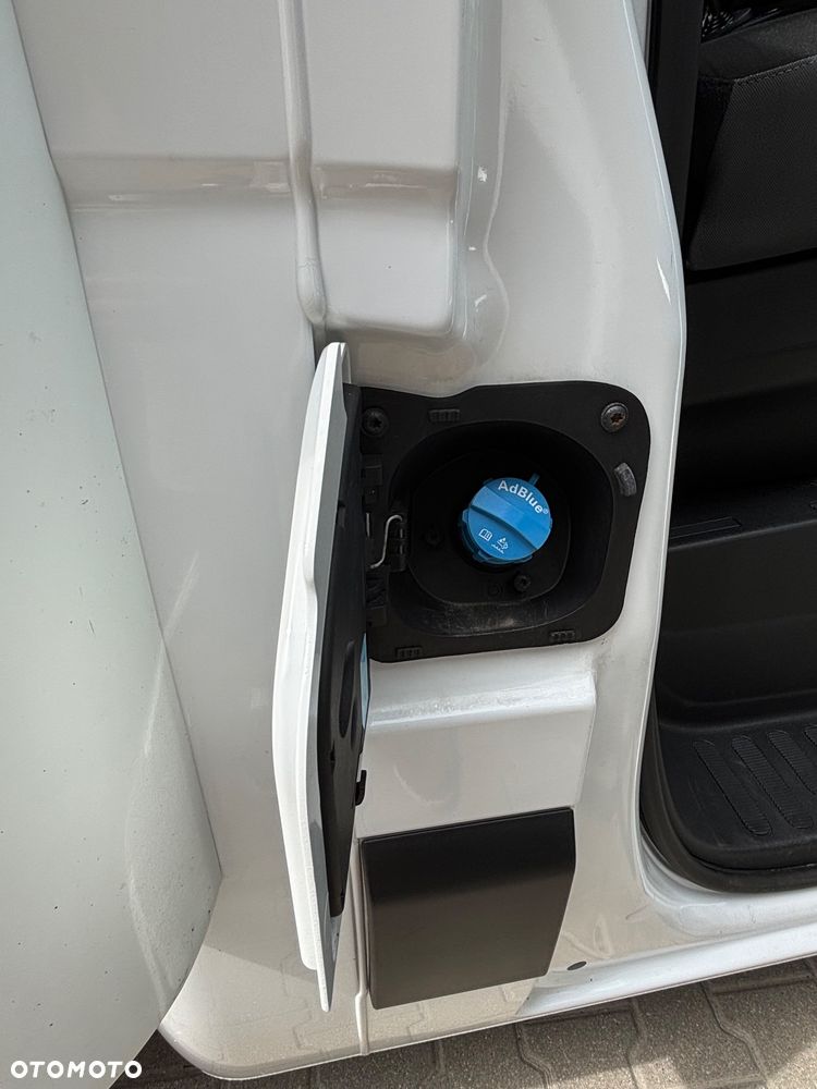 Renault Master - 25