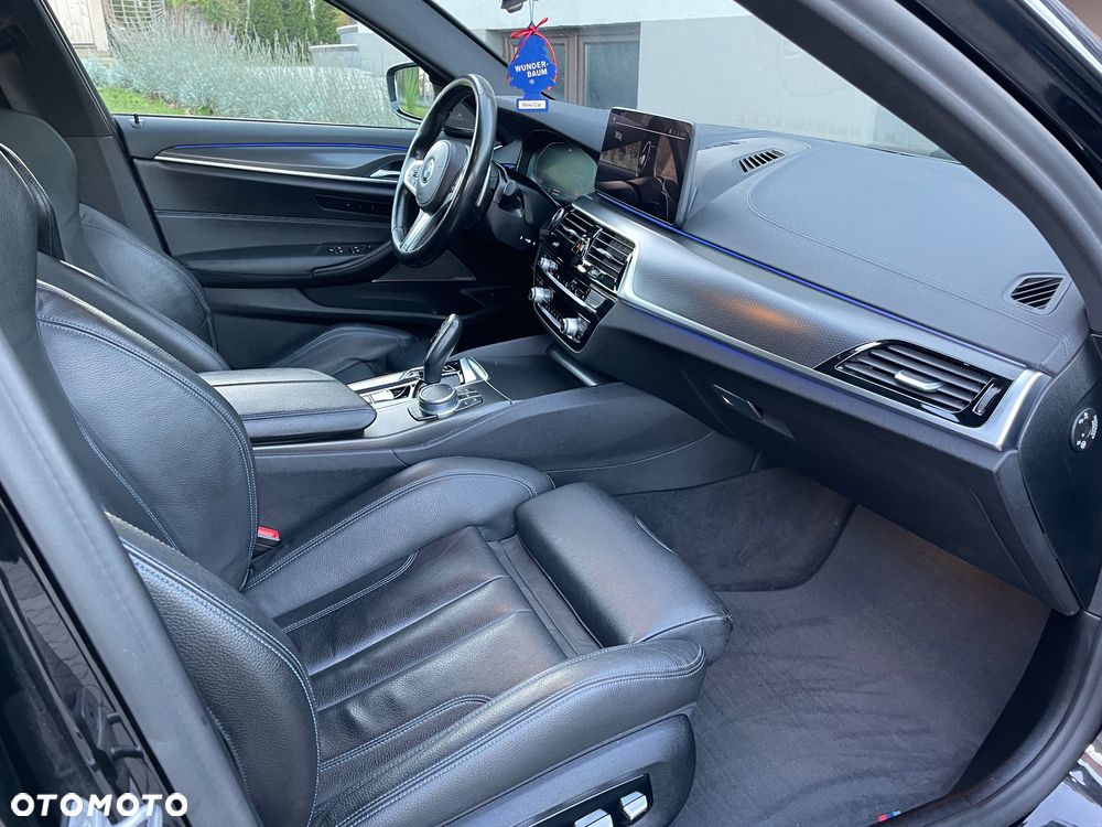BMW Seria 5 520i M Sport sport - 14
