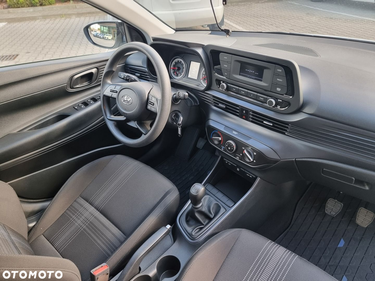 Hyundai i20 1.2 Pure - 16