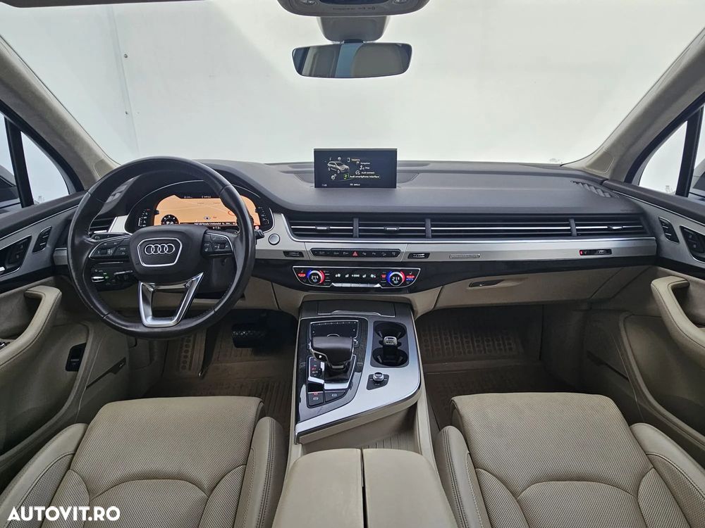 Audi Q7 - 9