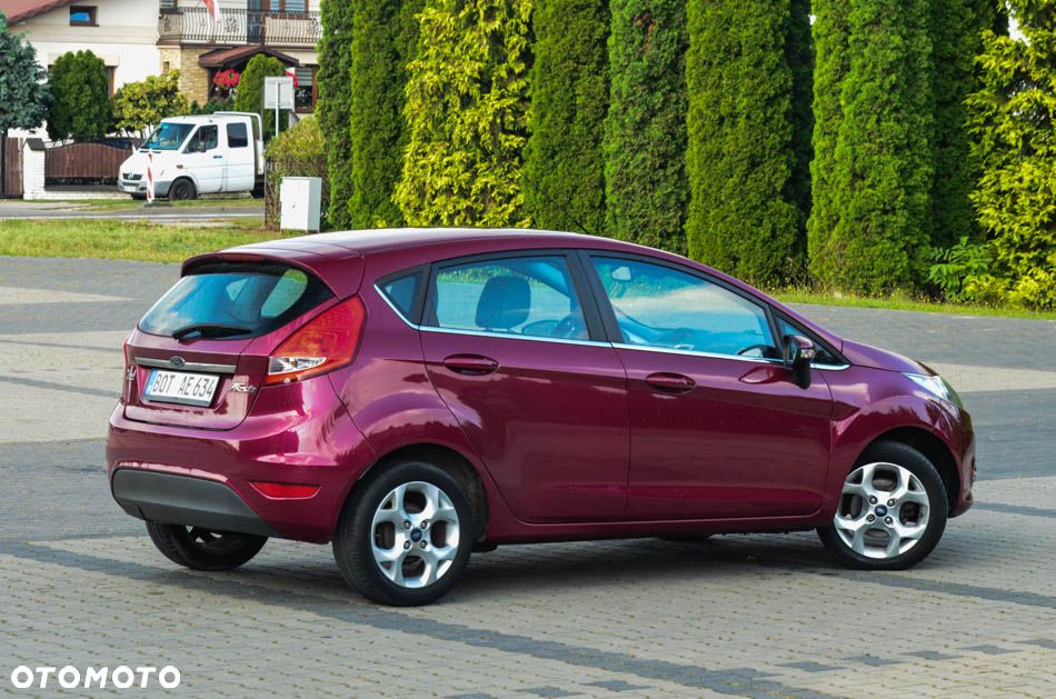Ford Fiesta 1.25 Titanium - 25