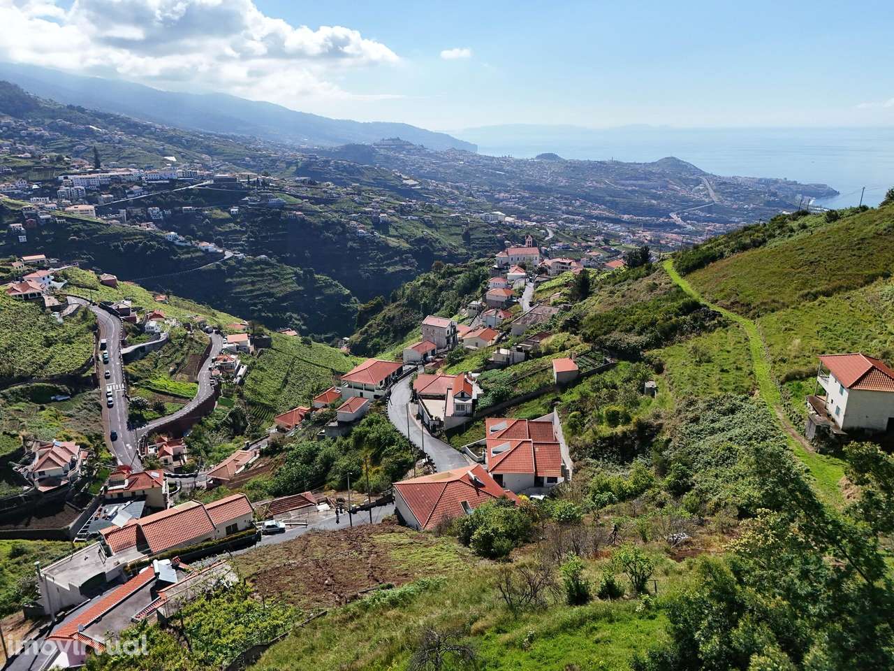.Venda Terreno de 1180m2, em Estreito Câmara de Lobos - Grande imagem: 3/12