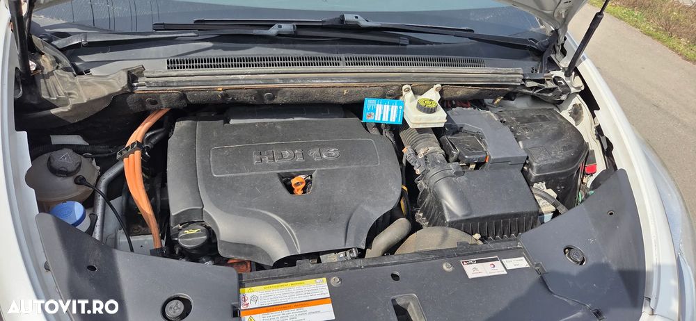 Citroën DS5 HDi 165 Aut. SportChic - 16