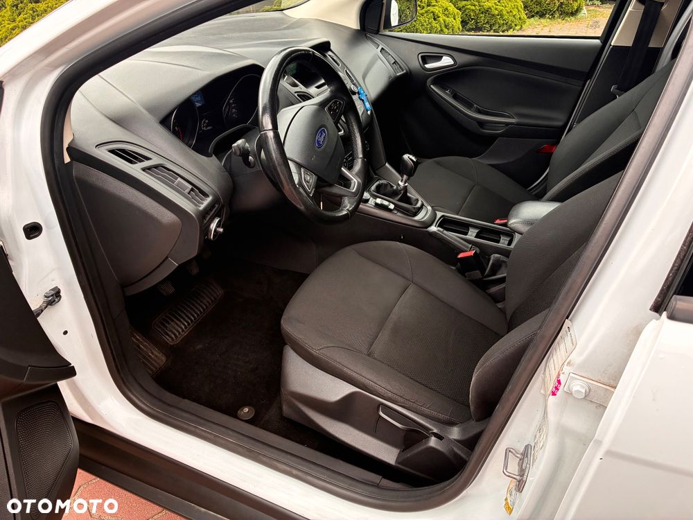 Ford Focus 1.5 TDCi Trend Sport - 10