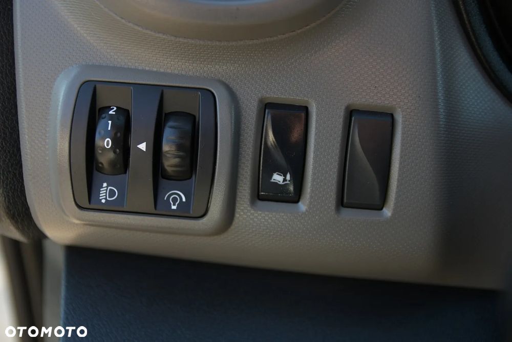 Renault Trafic - 26