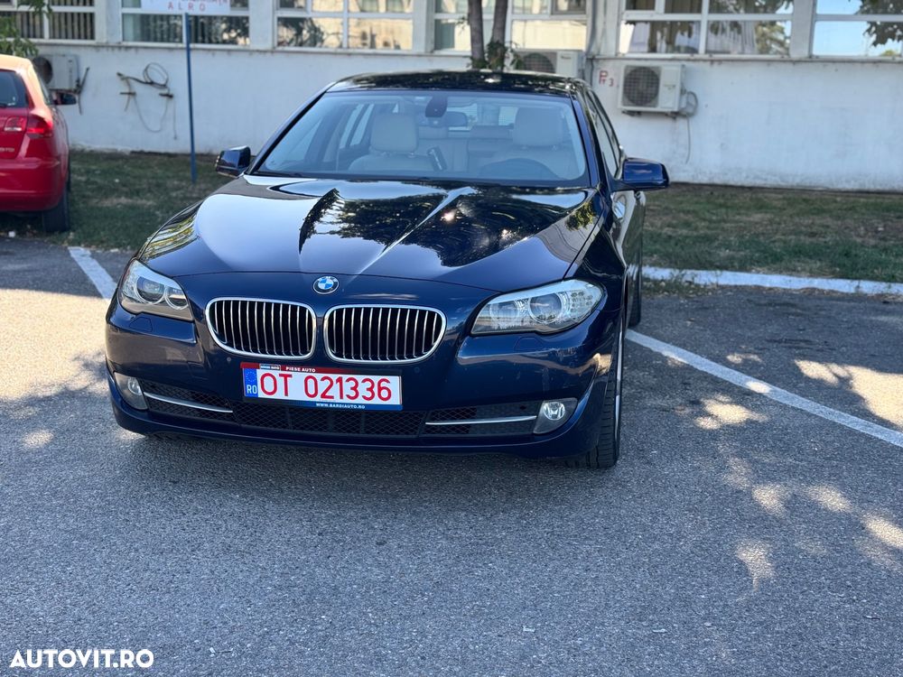 BMW Seria 5 520d Touring BluePerformance Sport-Aut. - 1