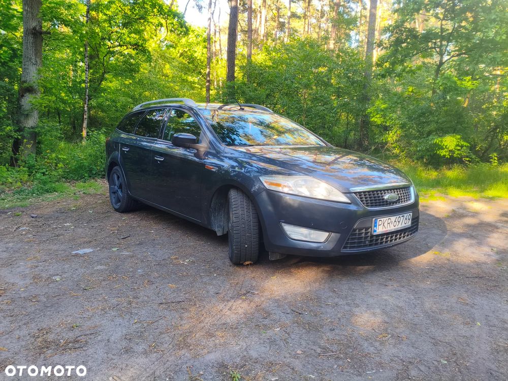 Ford Mondeo 2.0 TDCi Ambiente - 2