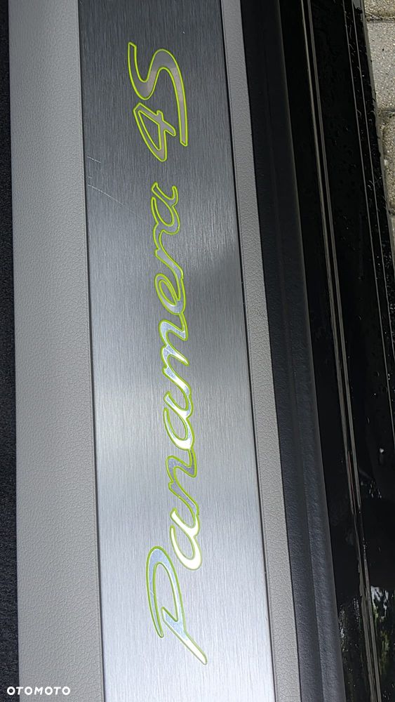 Porsche Panamera - 10