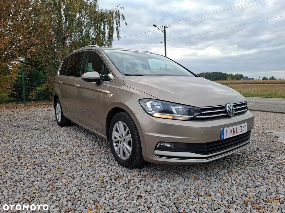 Volkswagen Touran 1.5 TSI EVO Highline - 1