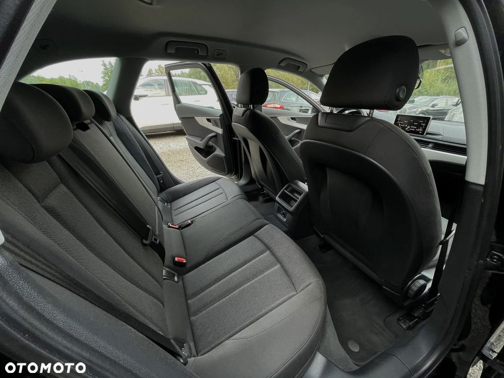 Audi A4 Avant 2.0 TDI design - 18