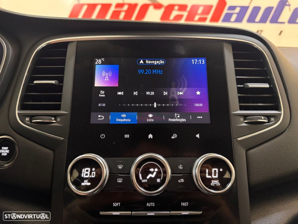 Renault Mégane 1.5 Blue dCi Intens - 21