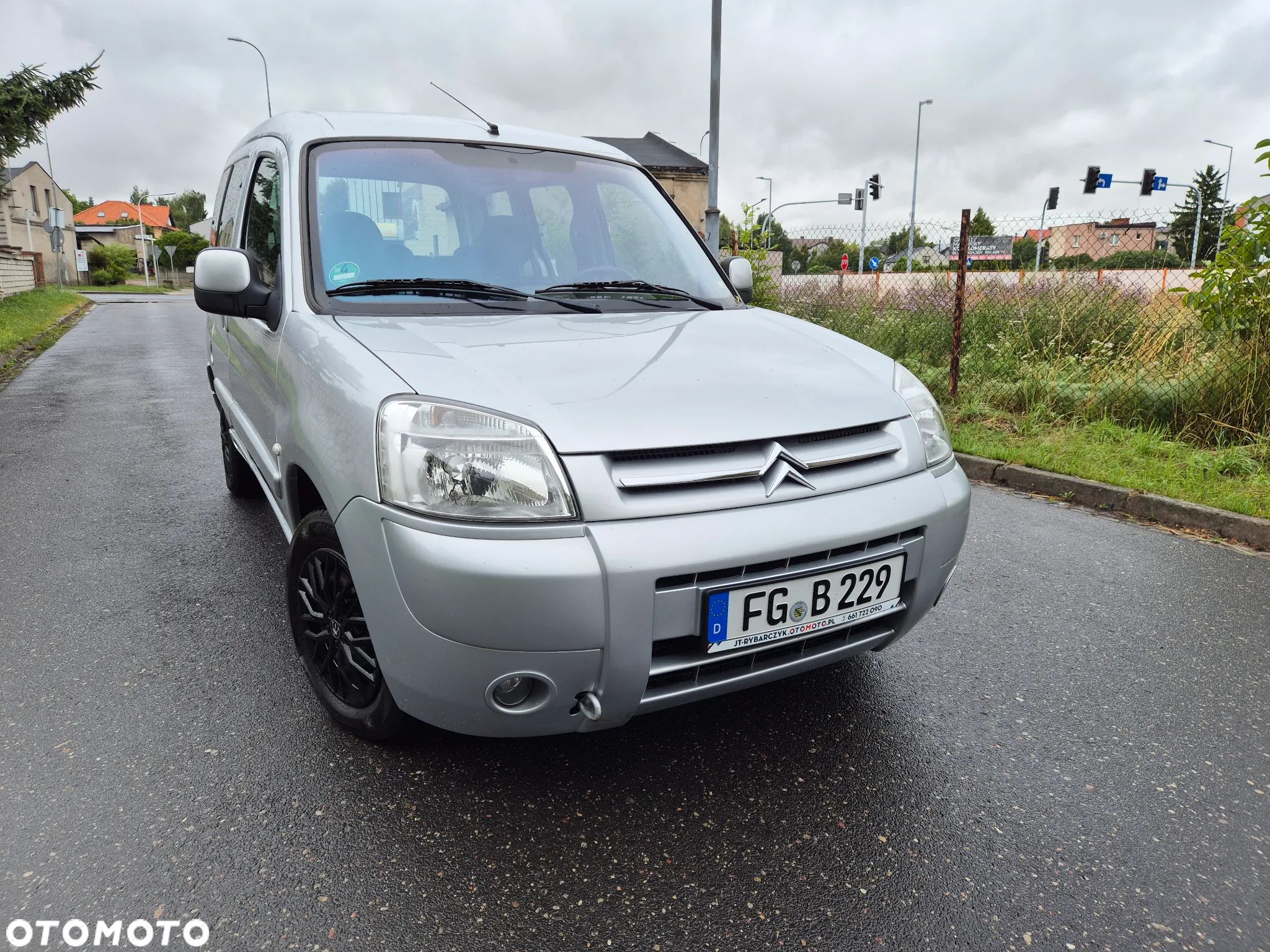 Citroën Berlingo Multispace 1.4i Plus Top-Edition - 1