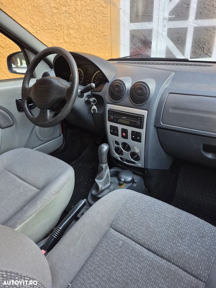 Dacia Logan MCV 1.6 Laureate - 2