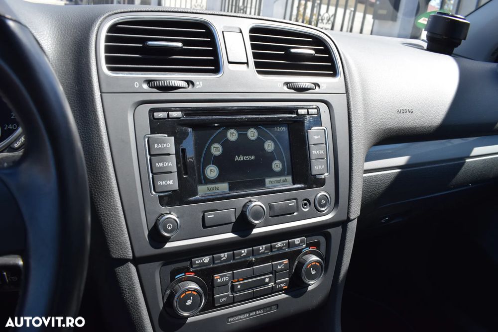 Volkswagen Golf 2.0 TDI DPF DSG MATCH - 18