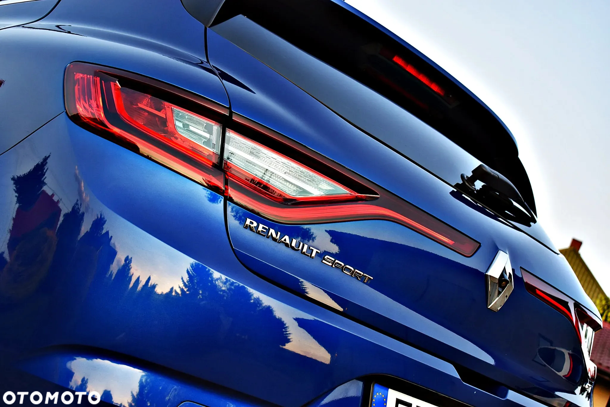 Renault Megane ENERGY TCe 205 EDC GT - 30