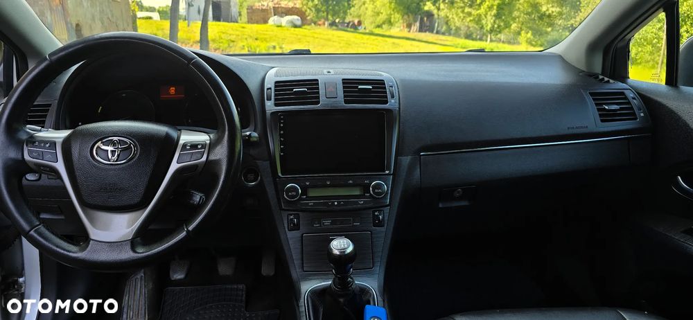 Toyota Avensis 1.8 Sol plus - 8