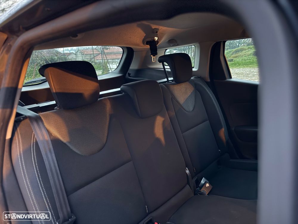 Renault Clio Sport Tourer Energy dCi 90 Start & Stop EDC LIMITED - 12