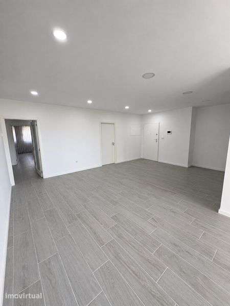 Apartamento T4 Novo à Venda | Nunca Habitado! - Grande imagem: 3/12