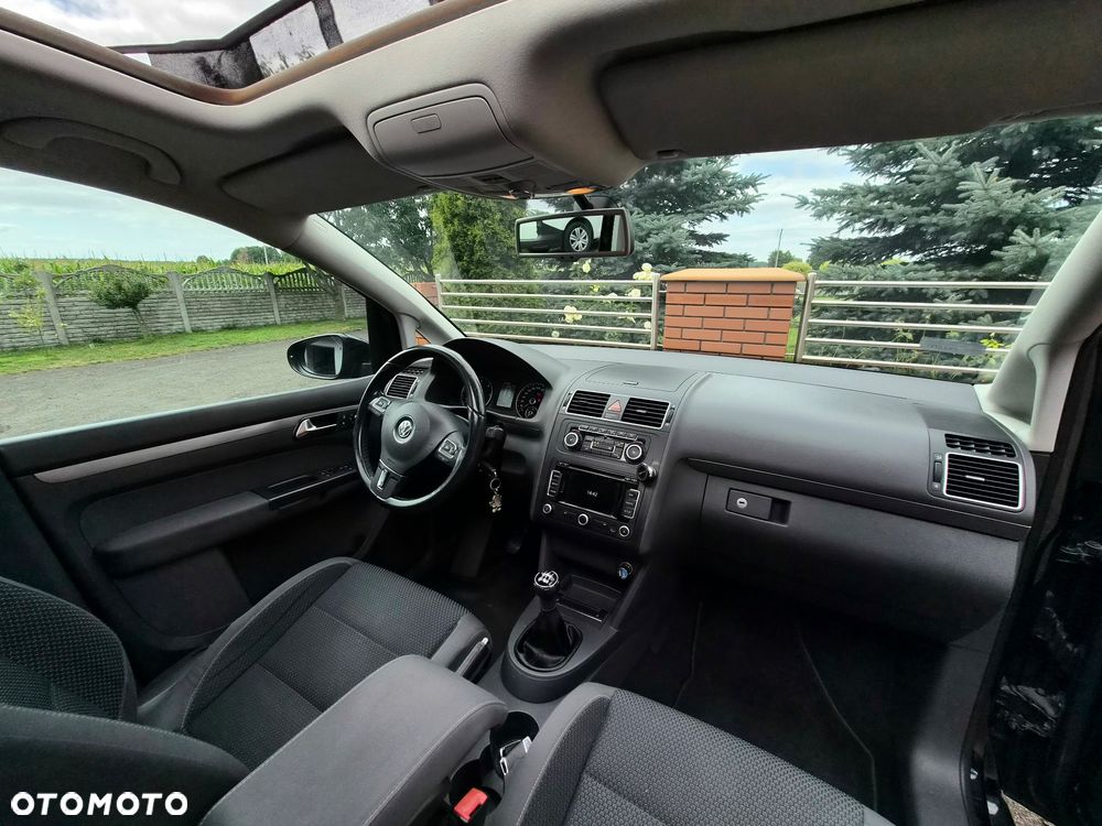 Volkswagen Touran 2.0 TDI DPF Comfortline - 12
