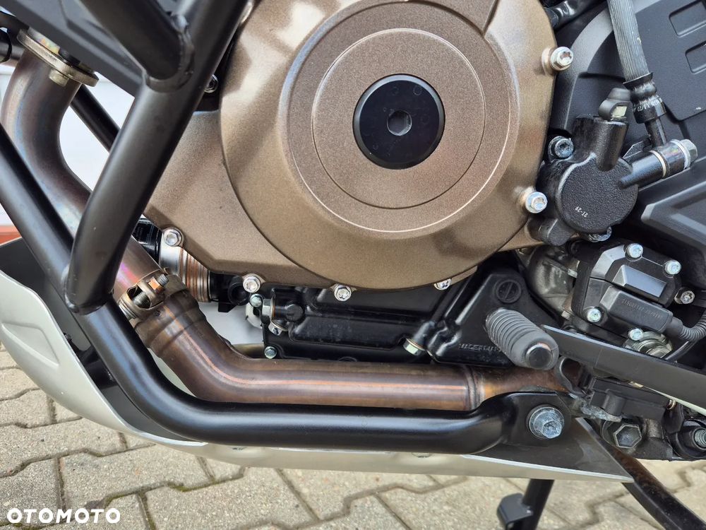 Suzuki V-STROM - 9