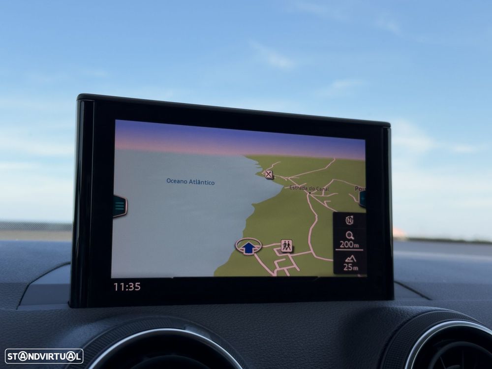 Audi Q2 30 TFSI Design - 37