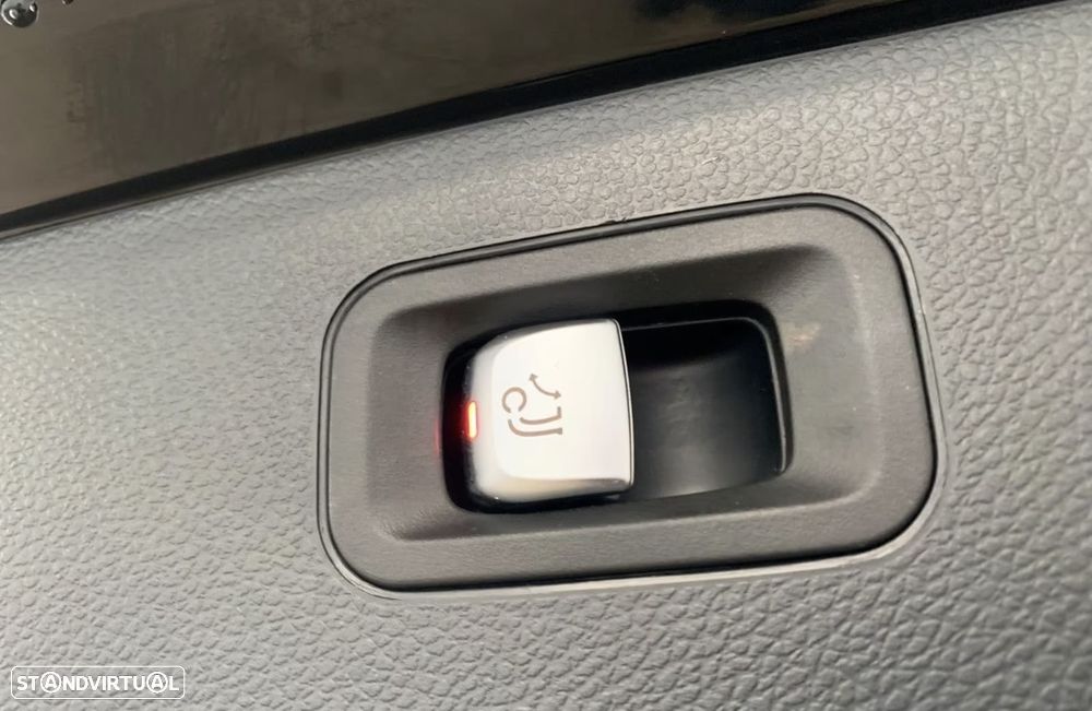 Mercedes-Benz GLC 300 de 4Matic 9G-TRONIC AMG Line - 15