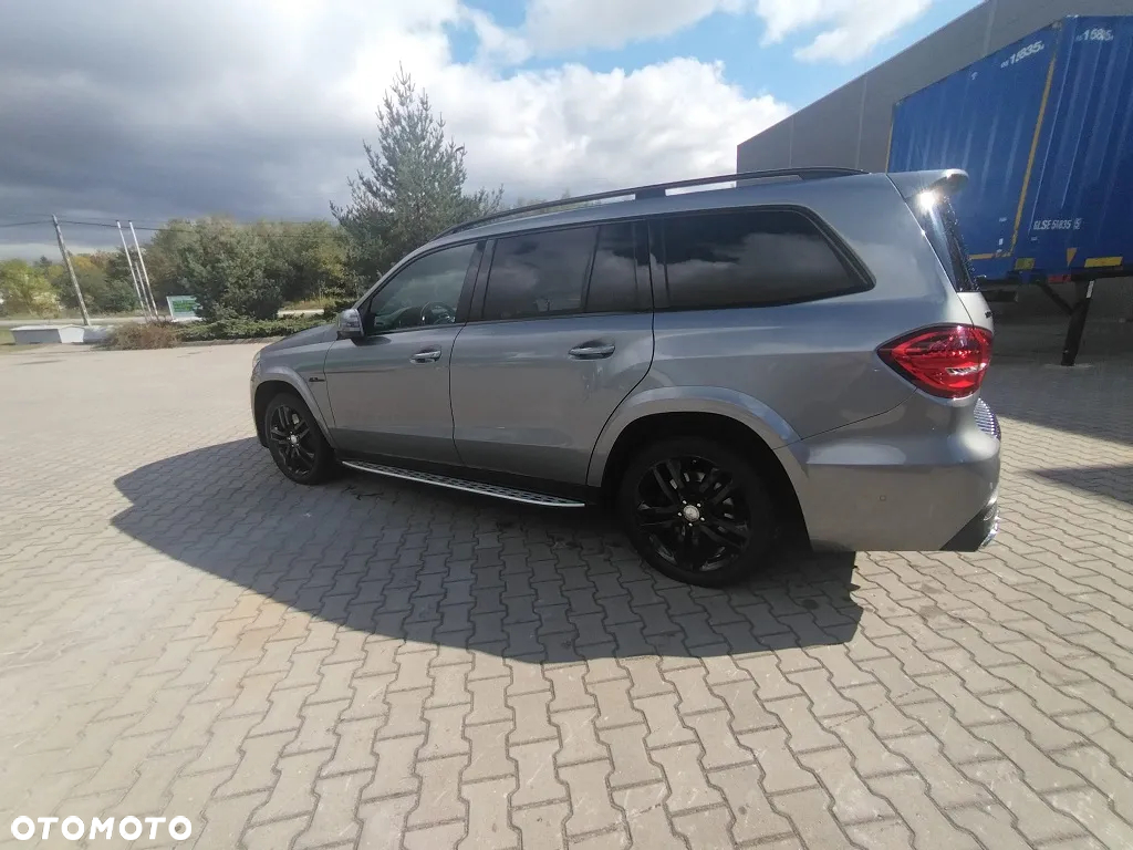 Mercedes-Benz GL 350 BlueTec 4-Matic - 8