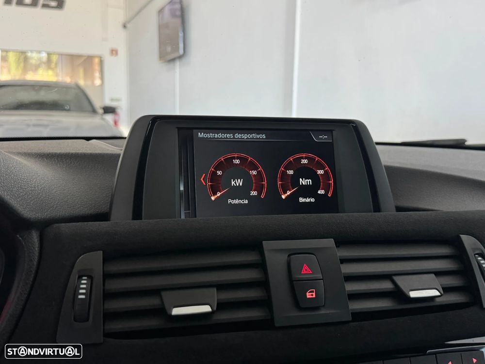 BMW 330 i Pack M Auto - 34