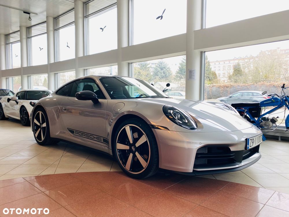 Porsche 911 - 17