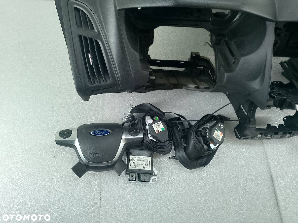 DESKA ROZDZIELCZ PODUSZKI SENSOR PASY FORD FOCUS III - 2