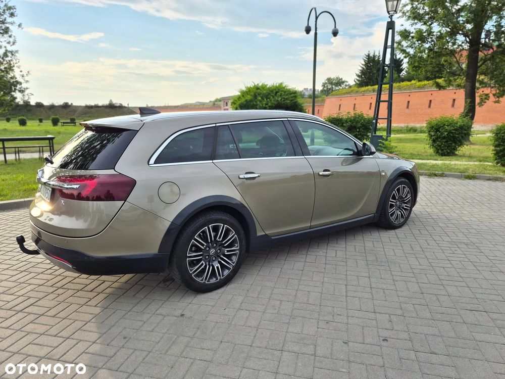 Opel Insignia 2.0 CDTI 4x4 Exclusive S&S - 9