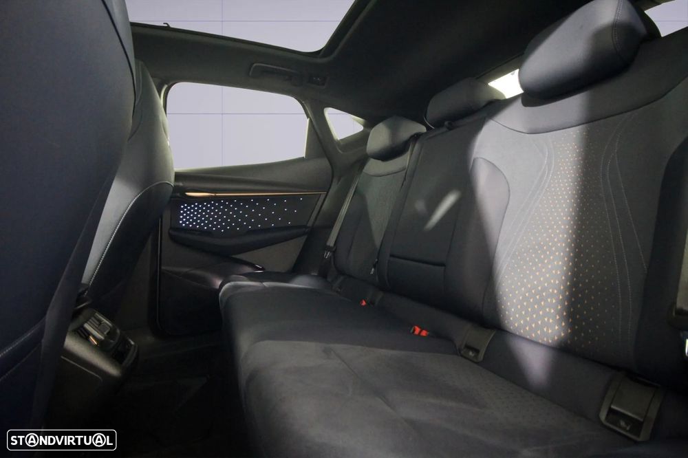 Cupra Tavascan - 13