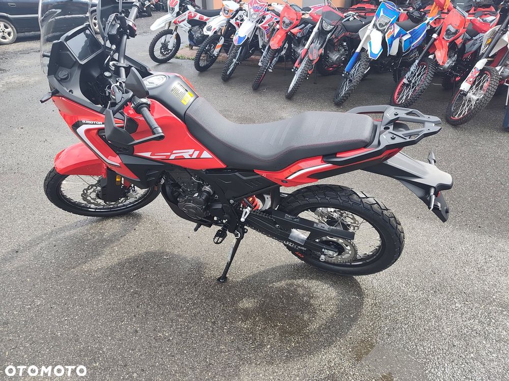 QJMOTOR SRT 300DX - 14
