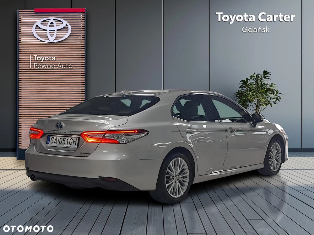 Toyota Camry 2.5 Hybrid Executive CVT - 4