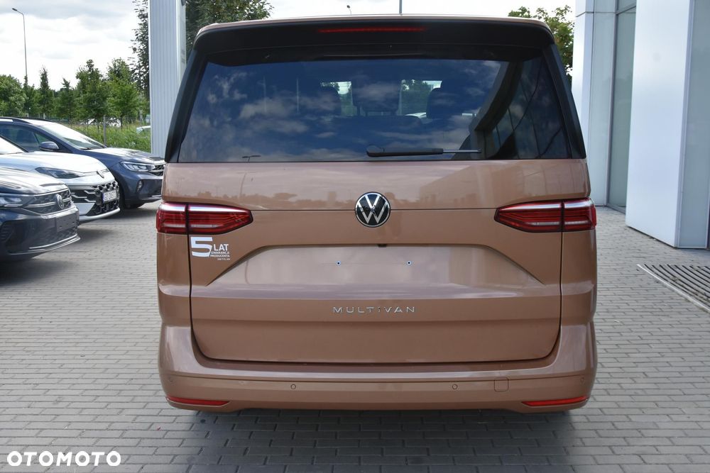 Volkswagen Multivan - 5