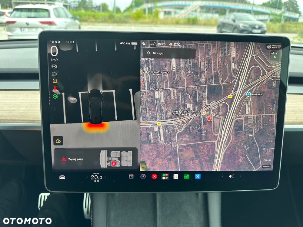 Tesla Model Y Long Range AWD - 13