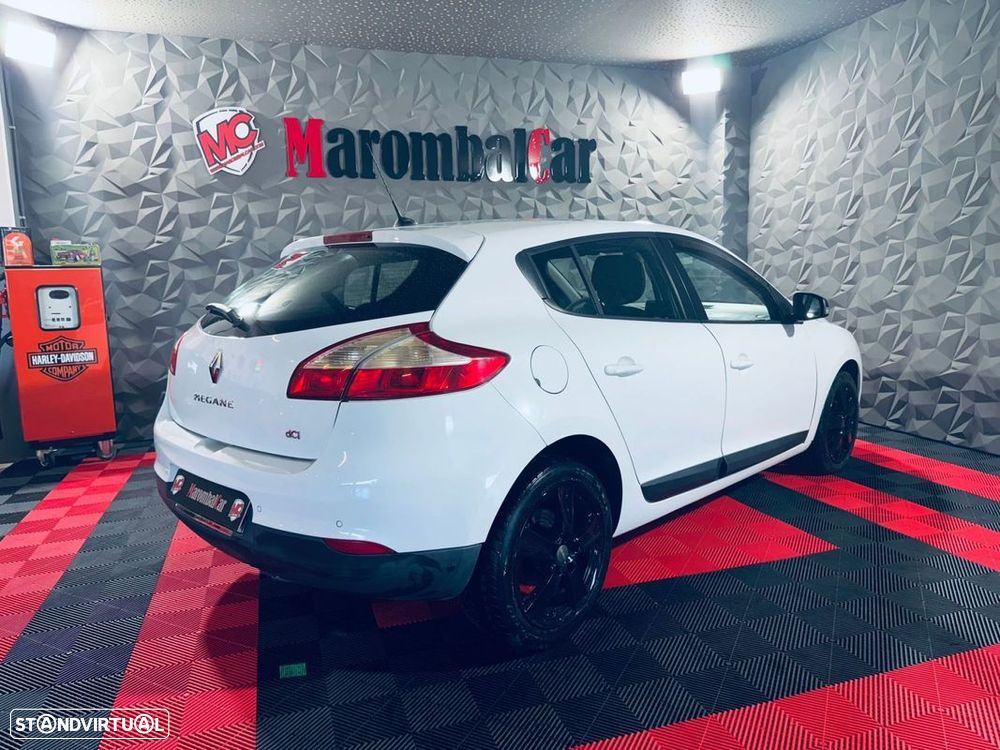 Renault Mégane 1.5 dCi Dynamique - 6