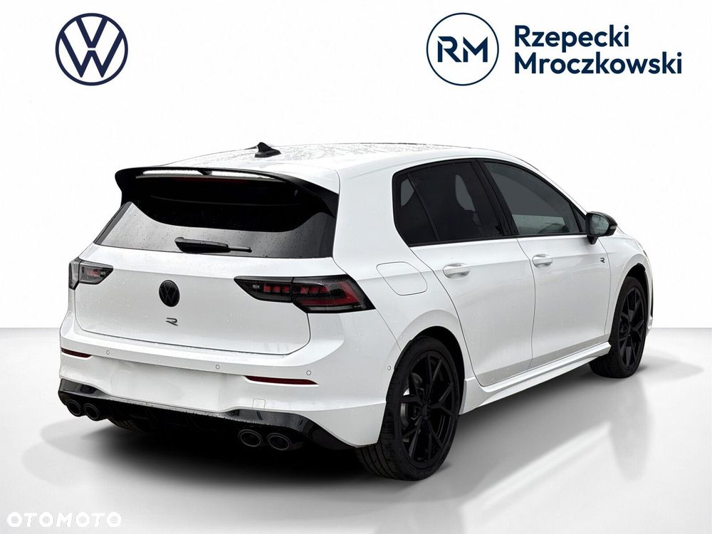 Volkswagen Golf 2026 photo 5