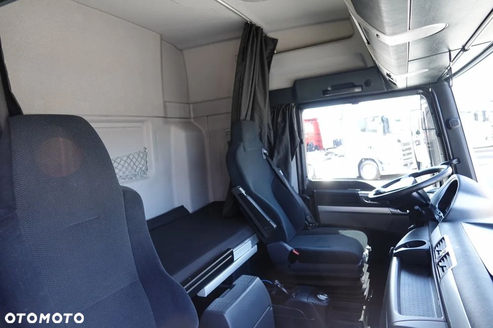 MAN TGX 18.440 / 2017 / OPONY 100 % / EURO 6 / - 32